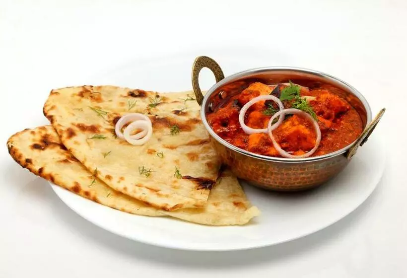 هتل Collection O 77038 Cozy Stayz