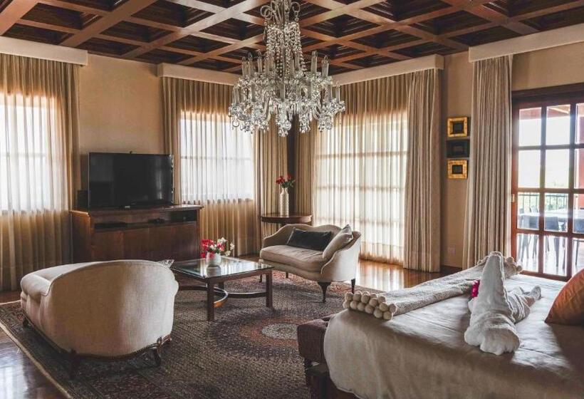 فندق & Hacienda La Caravedo