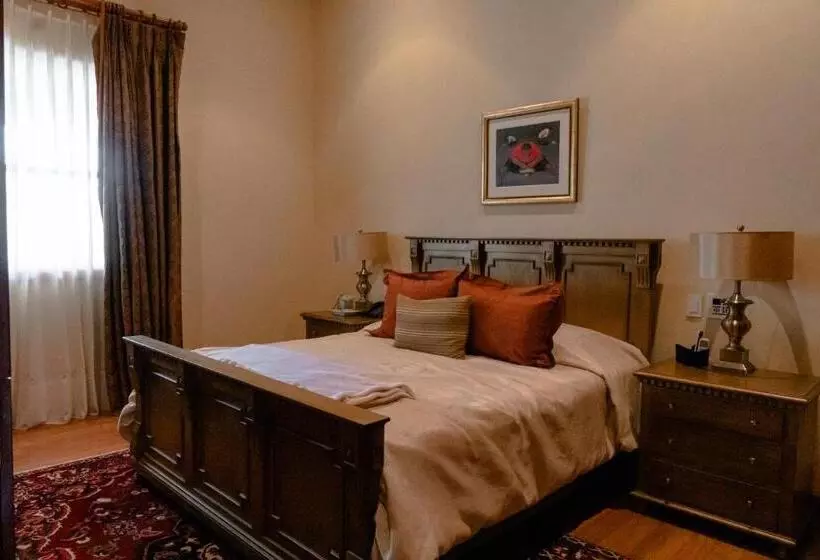 هتل & Hacienda La Caravedo