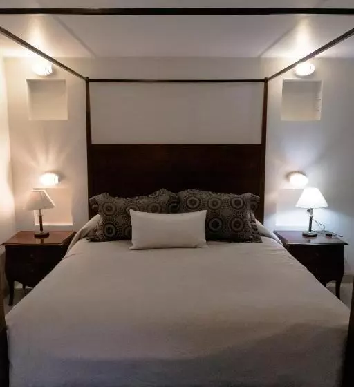 هتل & Hacienda La Caravedo