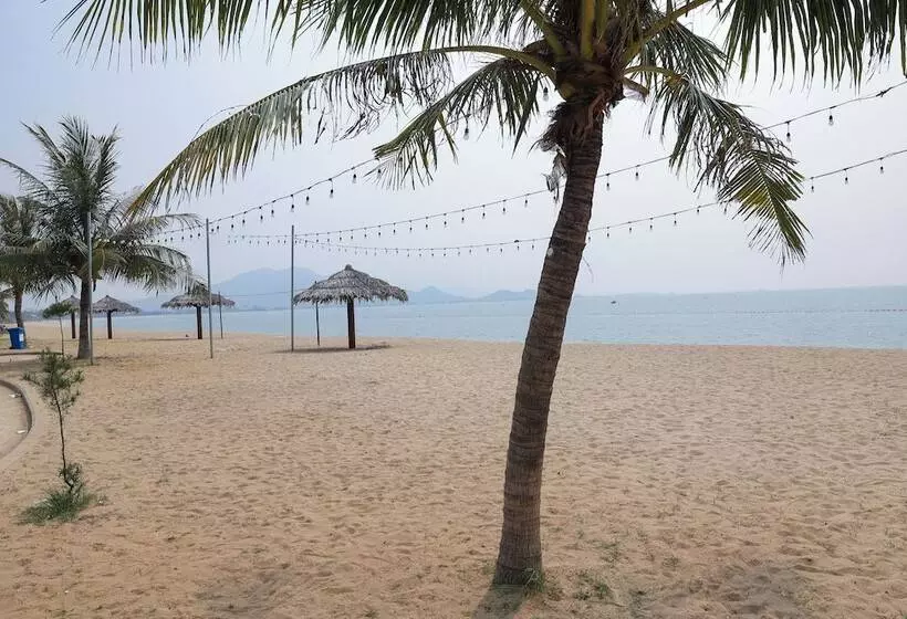 هتل Hoan My Resort Ninh Chu