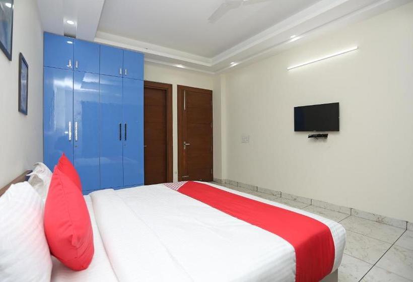 בית מלון כפרי Oyo 22509 The Spark Inn