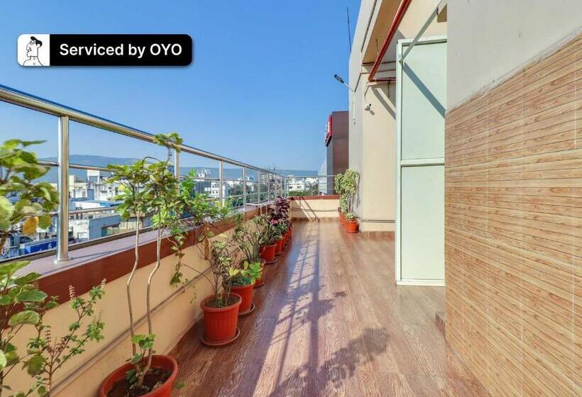 בית מלון כפרי Super Collection O Dabagardens Near Beach Road