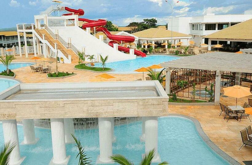 Lacqua Diroma O Melhor De Caldas Com Piscina De Ondas Exclusiva