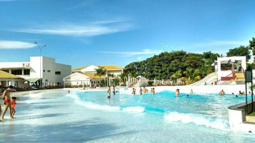 Lacqua Diroma O Melhor De Caldas Com Piscina De Ondas Exclusiva