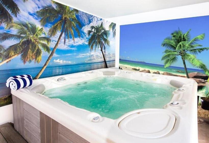 Asure Colonial Lodge Motel