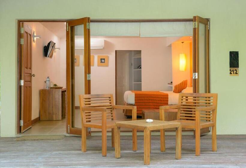 ホテル Adaaran Select Huduran Fushi   Premium All Inclusive