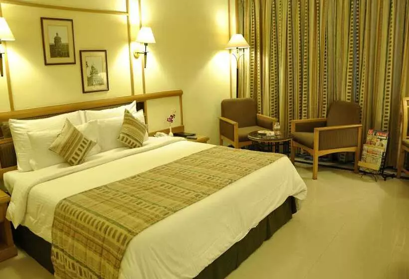 酒店 Aditya Park A Sarovar Portico