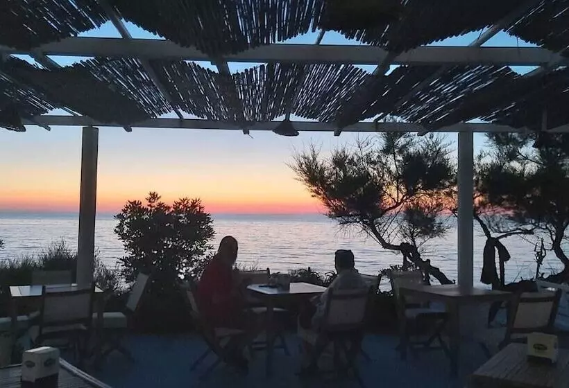 בית מלון כפרי Capo Nettuno