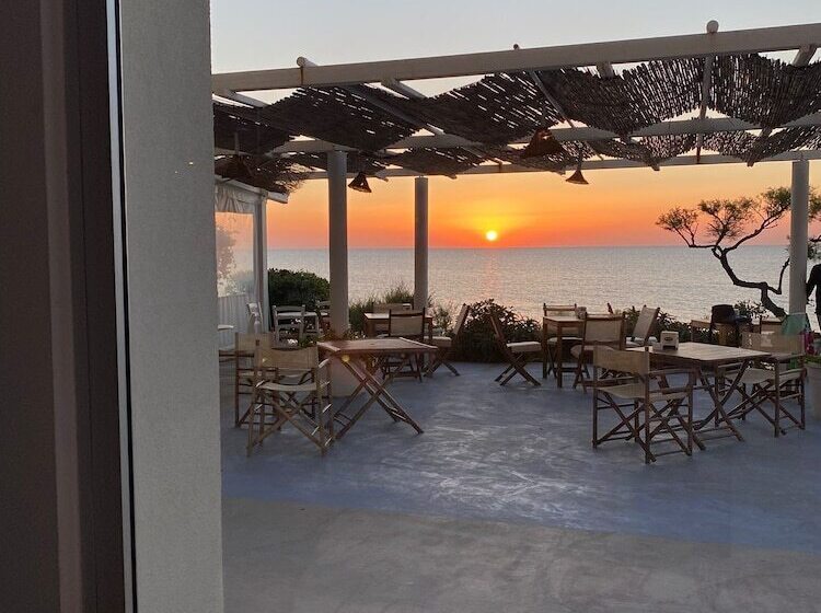 בית מלון כפרי Capo Nettuno