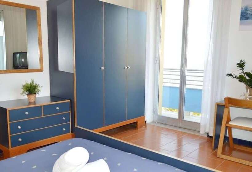 בית מלון כפרי Capo Nettuno