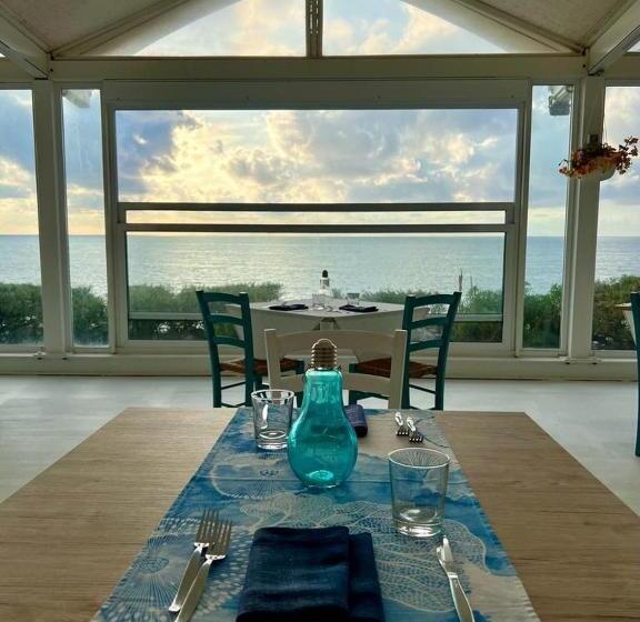 בית מלון כפרי Capo Nettuno