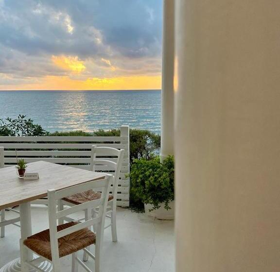 בית מלון כפרי Capo Nettuno