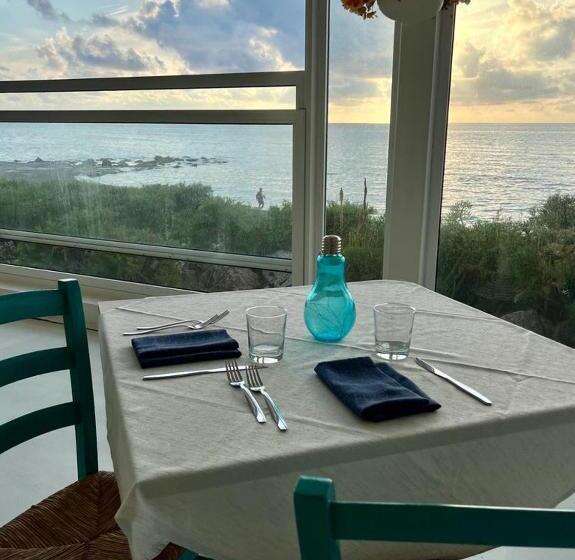 בית מלון כפרי Capo Nettuno