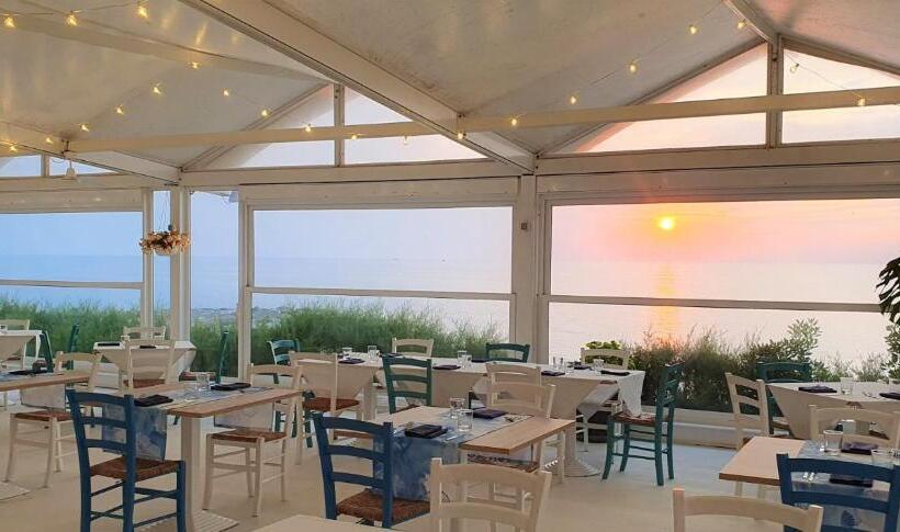 בית מלון כפרי Capo Nettuno