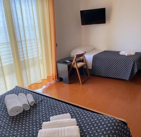 בית מלון כפרי Capo Nettuno