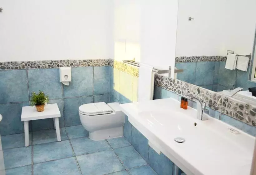 בית מלון כפרי Capo Nettuno