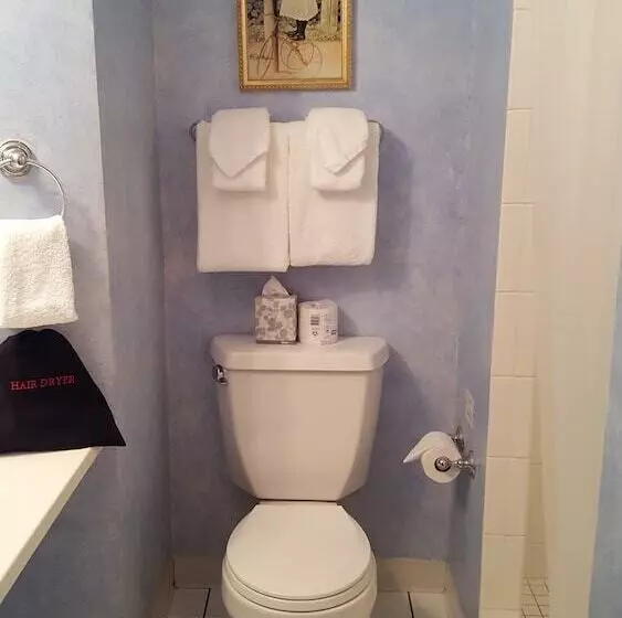 هتل Cleveland House Inn