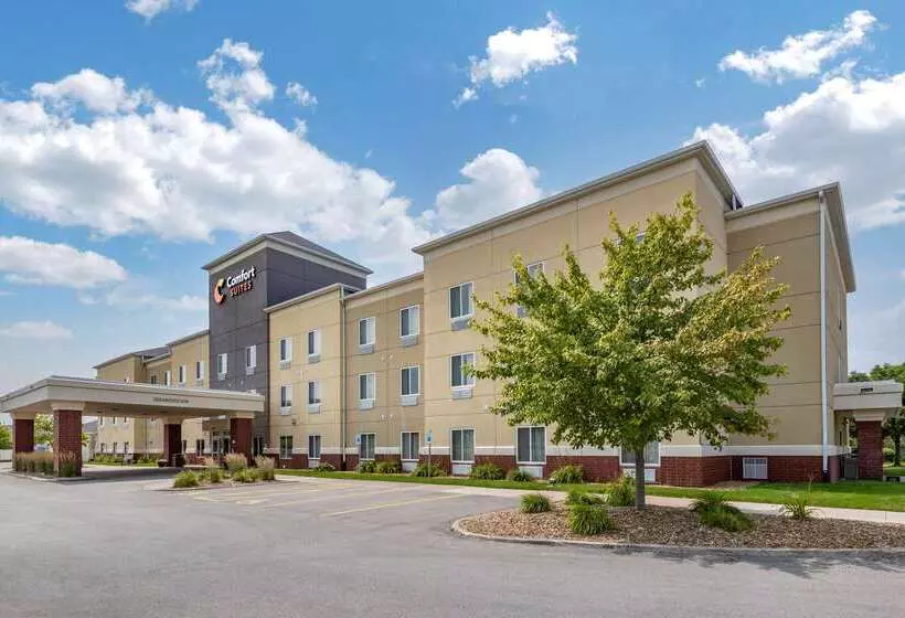 ホテル Comfort Suites Coralville I80