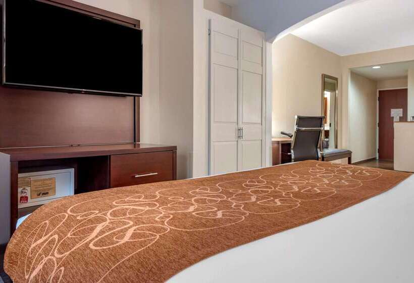 בית מלון כפרי Comfort Suites Near Penn State