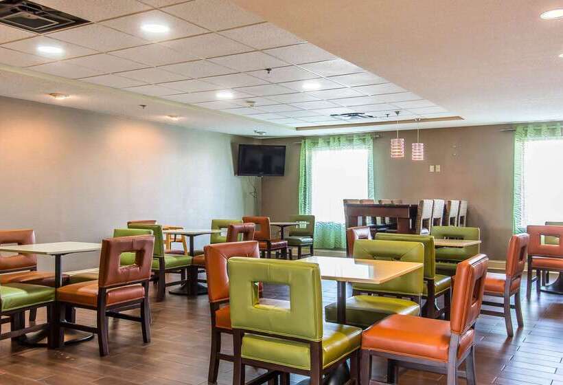 ホテル Comfort Suites