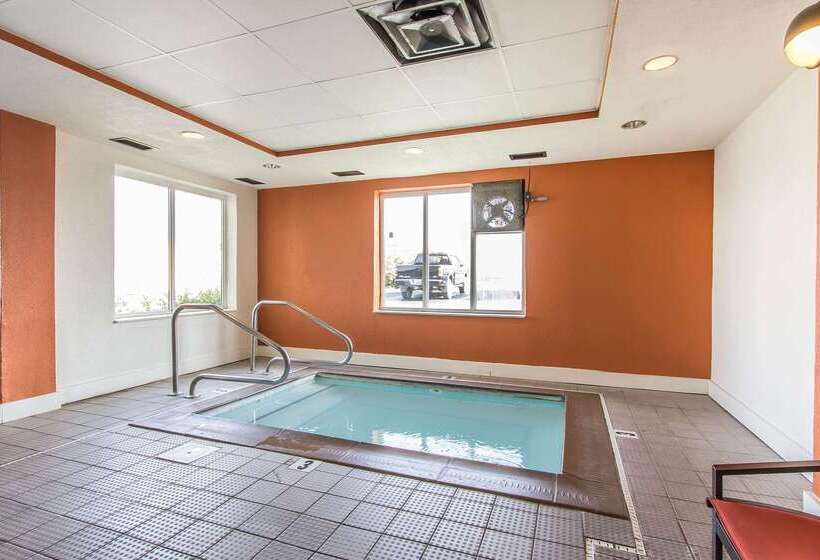 ホテル Comfort Suites