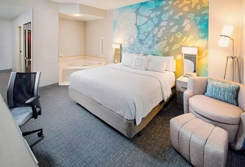 هتل Courtyard By Marriott West Palm Beach Airport