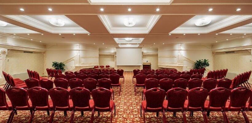 ホテル Crowne Plaza Istanbul Old City, An Ihg