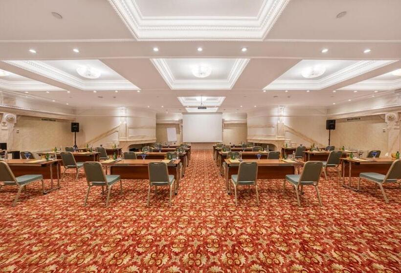 ホテル Crowne Plaza Istanbul Old City, An Ihg