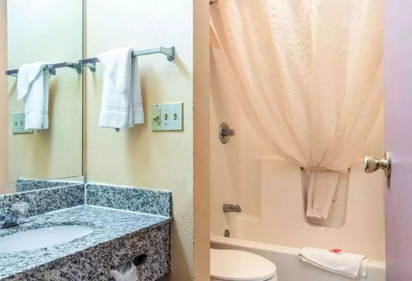 호텔 Econo Lodge Kent Akron West