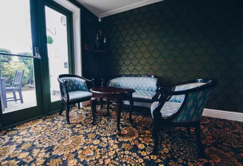 酒店 Fox Country Inn