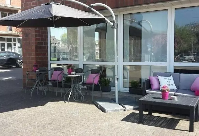 בית מלון כפרי Friends Huckelhoven