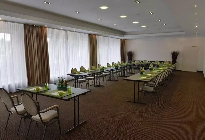 בית מלון כפרי Friends Huckelhoven