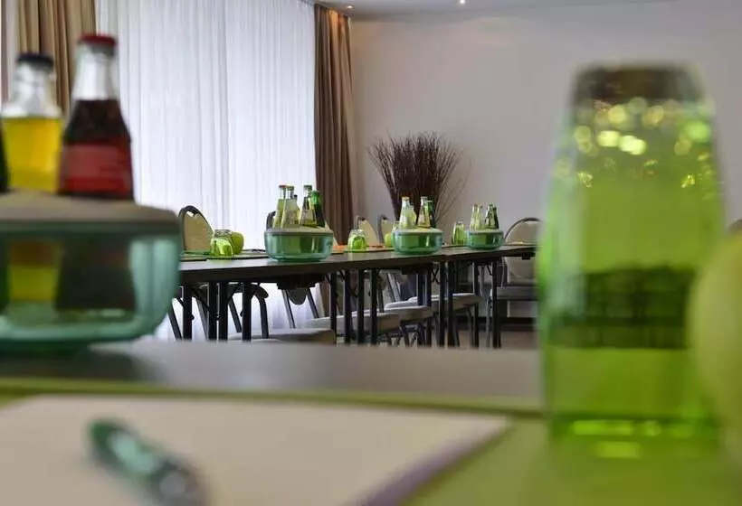 בית מלון כפרי Friends Huckelhoven