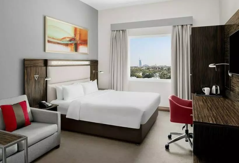 هتل Holiday Inn Express Dubai Internet City, An Ihg
