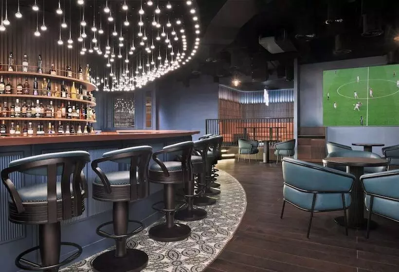 ホテル Holiday Inn Express Dubai Internet City, An Ihg