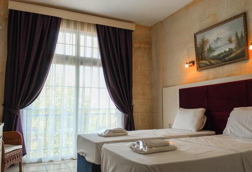 هتل Lapida Garden