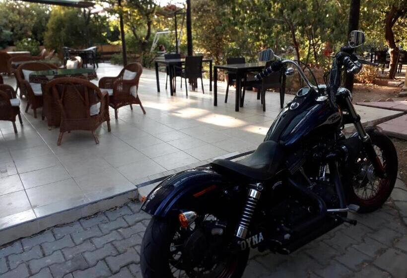 هتل Lapida Garden