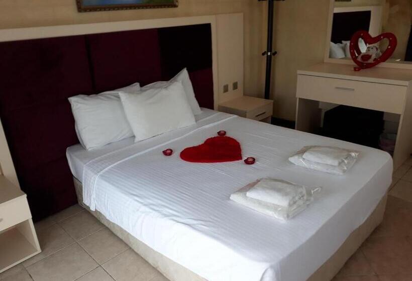 هتل Lapida Garden