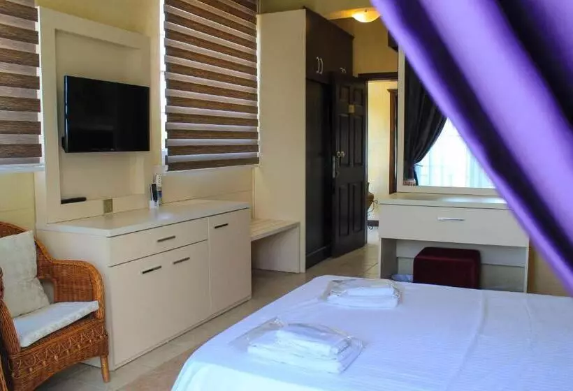 Отель Lapida Garden