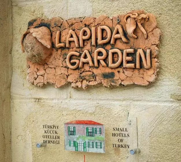 Отель Lapida Garden