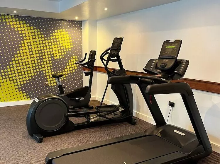 Отель Legacy Preston International