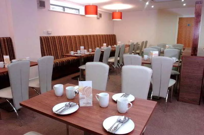 Отель Legacy Preston International