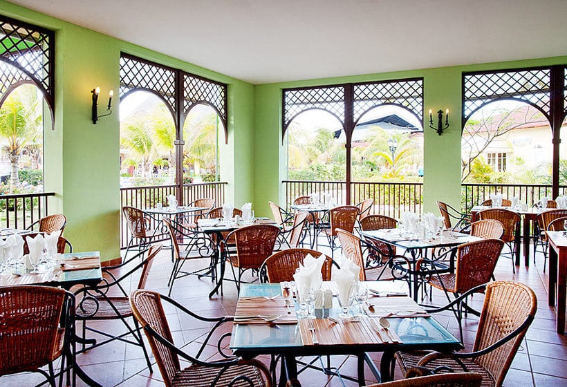 Memories Caribe Beach Resort - Adults Only