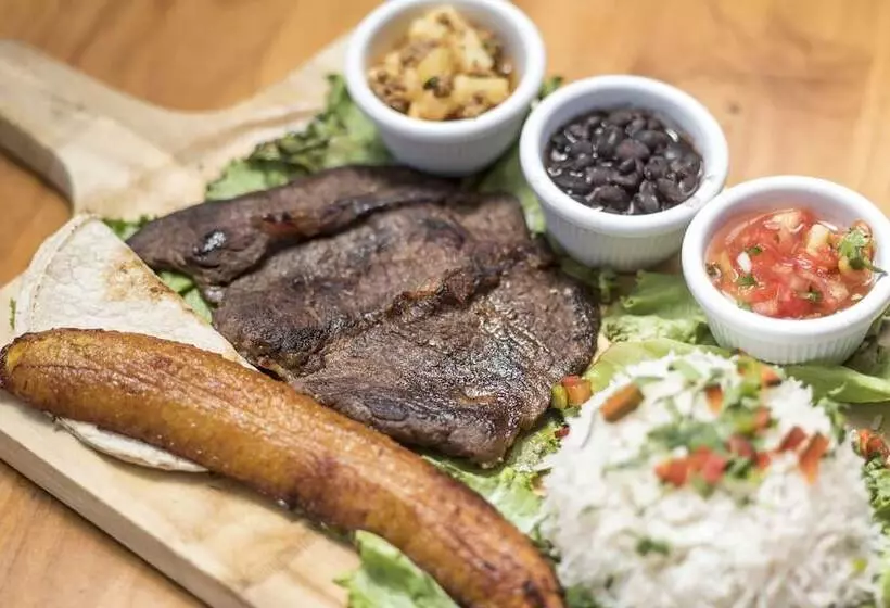 Hotelli Nacazcol  Playas Del Coco