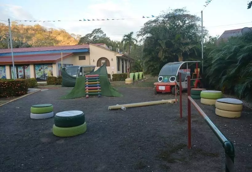 Hotelli Nacazcol  Playas Del Coco