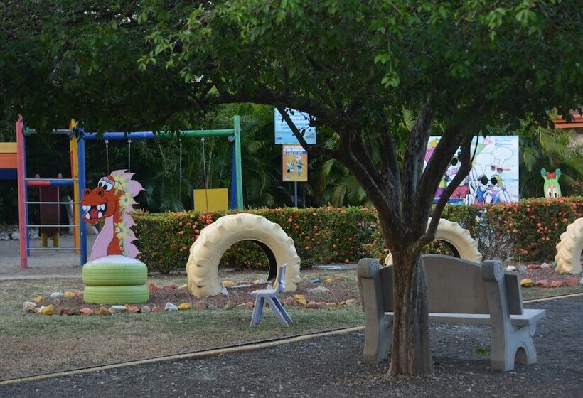 هتل Nacazcol Playas Del Coco