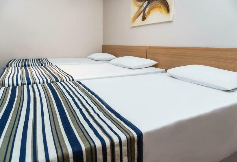 هتل Nacional Inn Porto Alegre   Próximo Ao Araújo Vianna E Ao Complexo Hospitalar Santa Casa