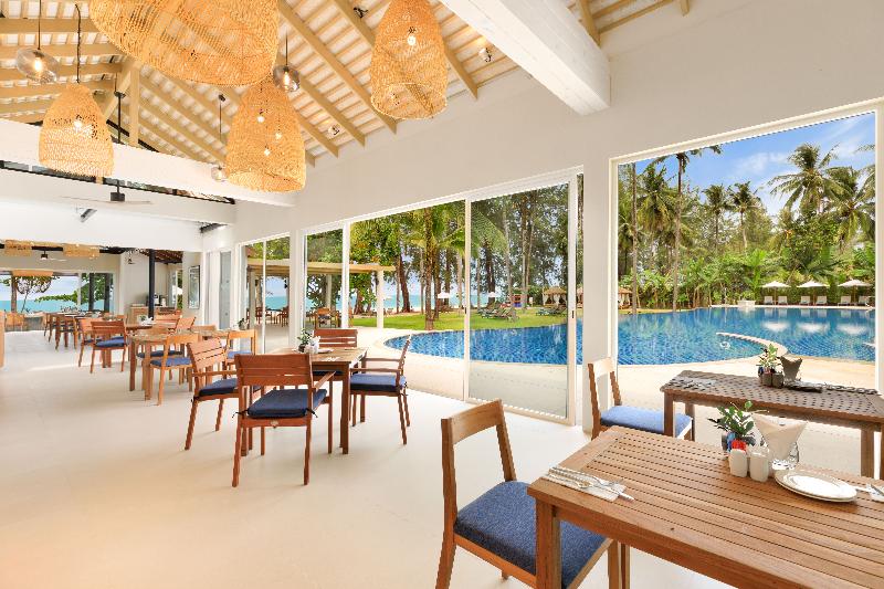 Hotel Outrigger Khao Lak Beach Resort Sha Extra Plus