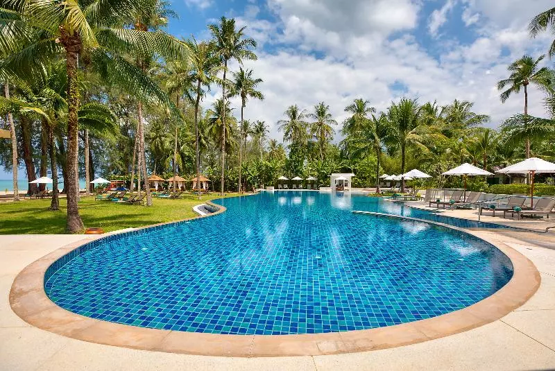 Hotel Outrigger Khao Lak Beach Resort   Sha Extra Plus
